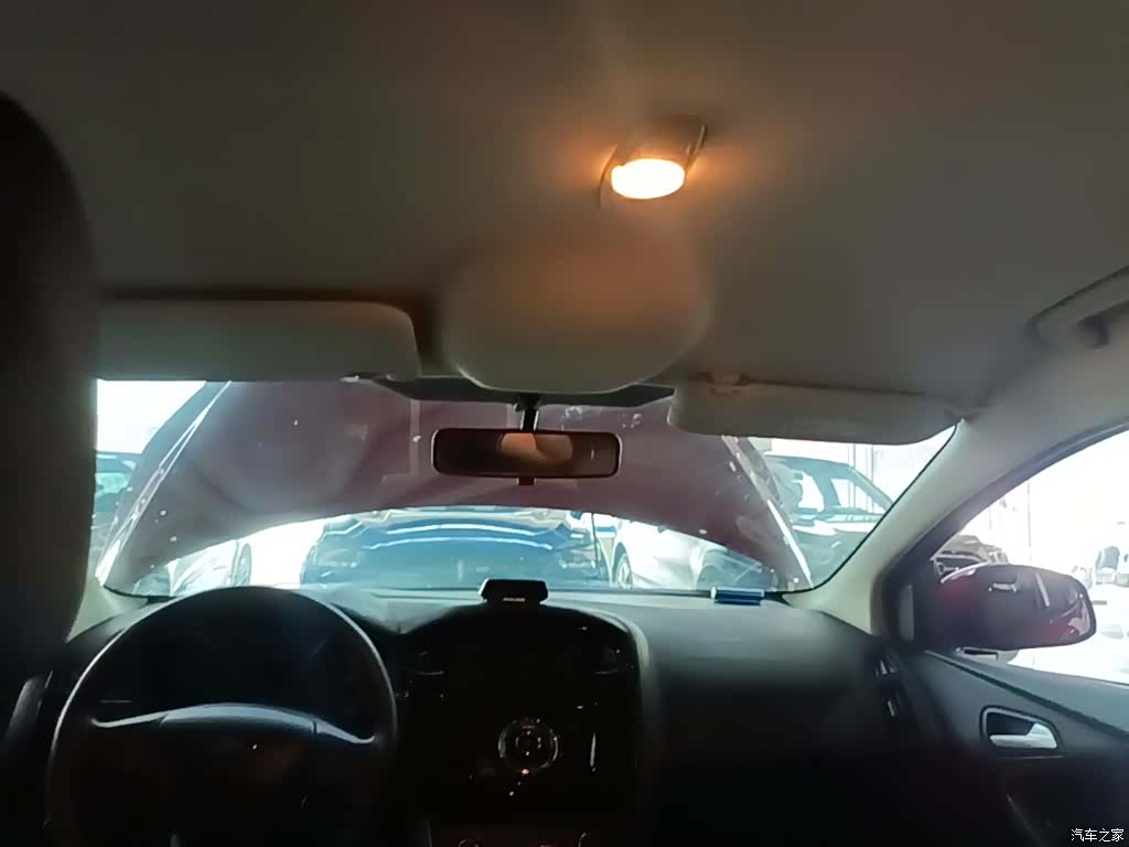 Ford Focus, 2015 18
