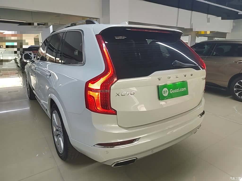 Volvo XC90, 2018 все фото