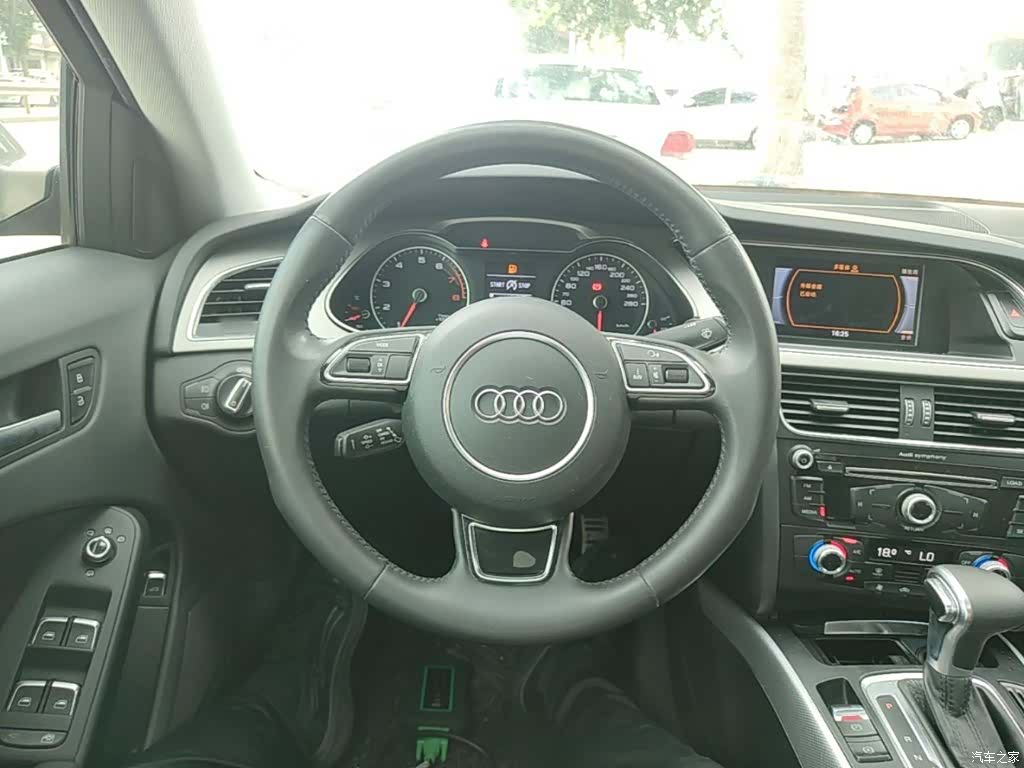 Audi A4L, 2014 11