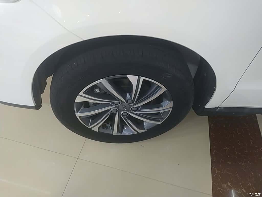 Geely X6, 2021 23