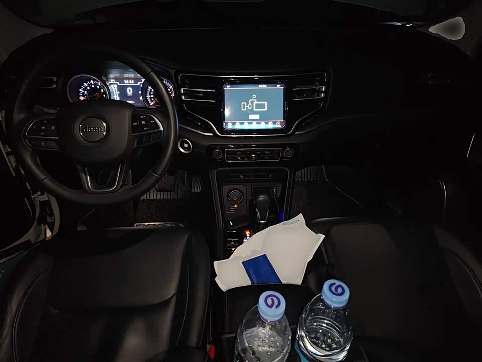 Jeep Grand Commander