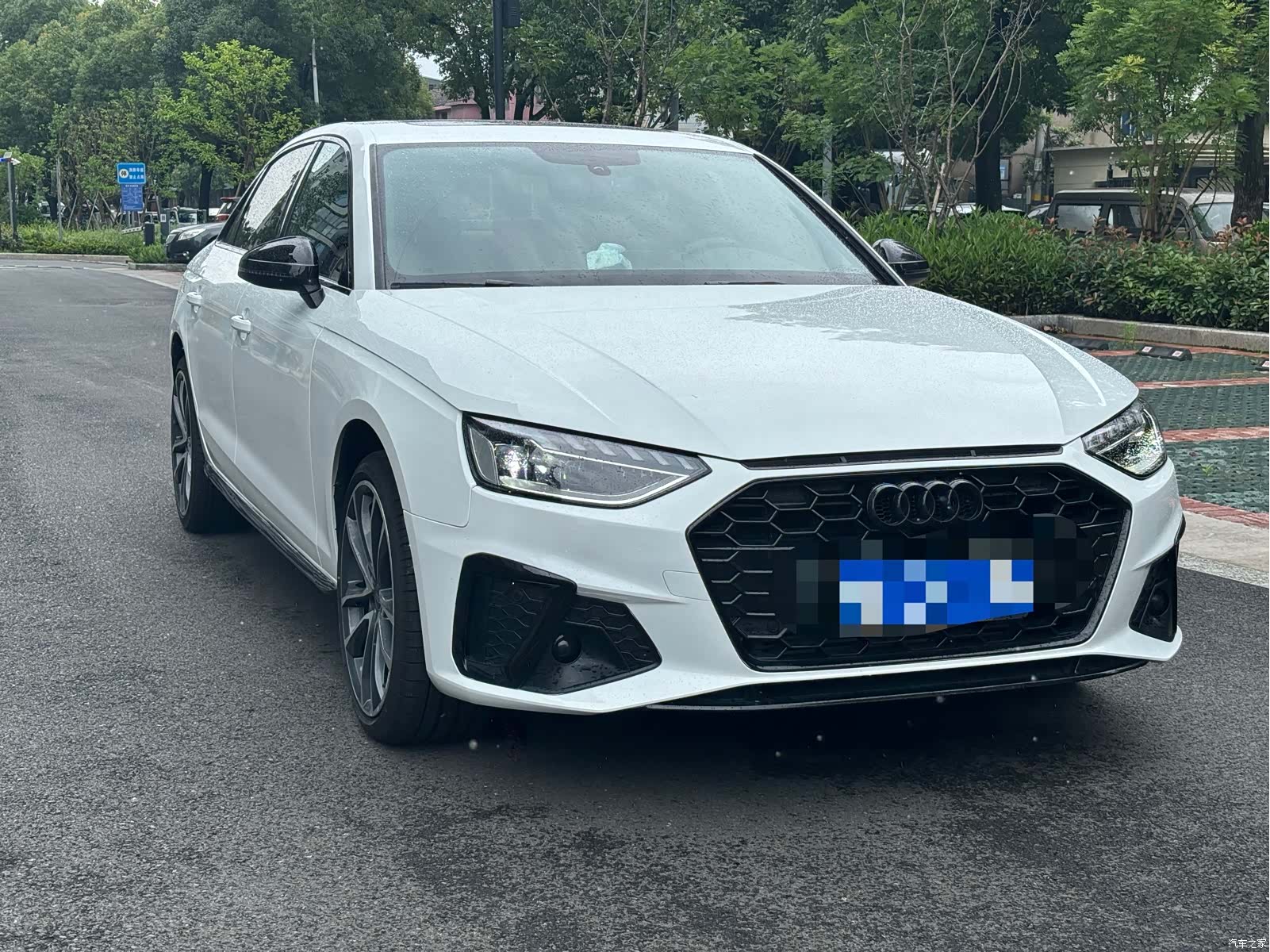 Audi A4L, 2025 3