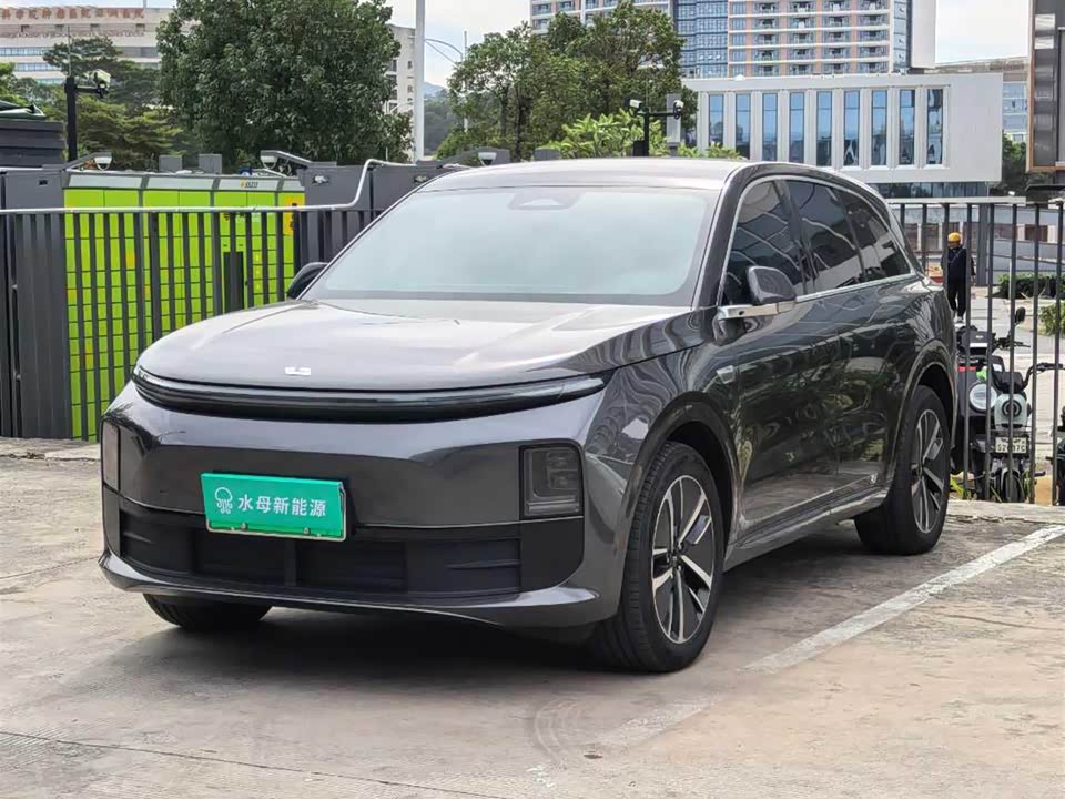 Li Auto Ideal L6