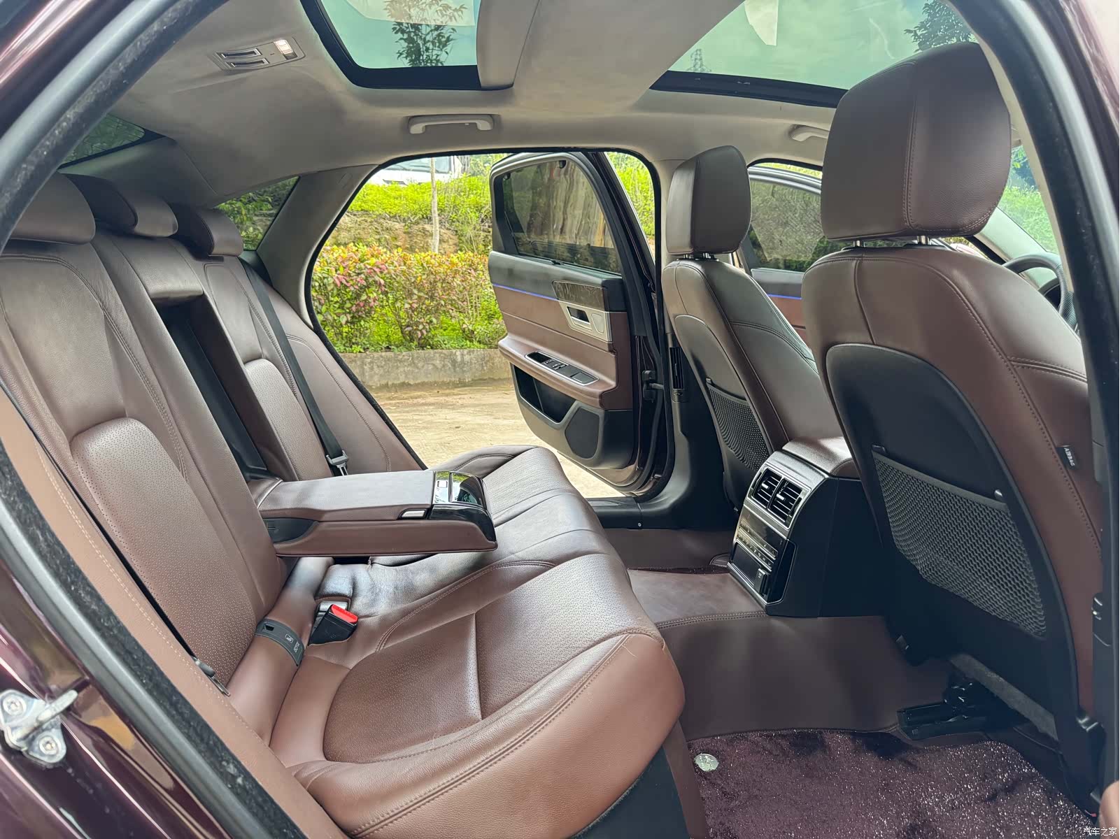 Land Rover XFL, 2016 14