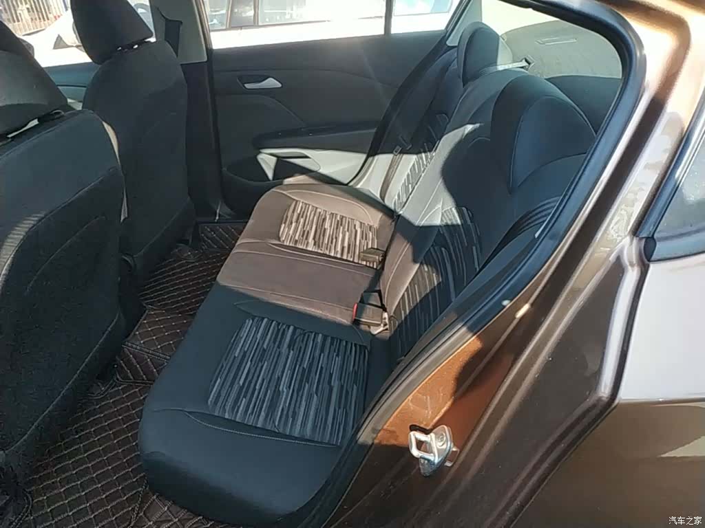Chevrolet 320, 2018 17