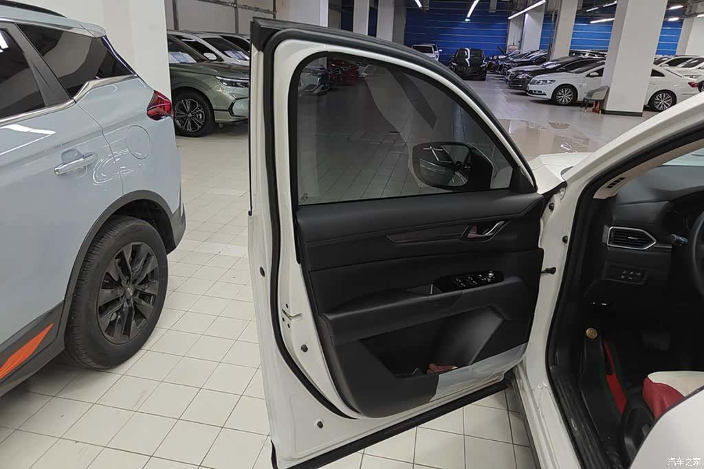 Mazda CX-5, 2025 7
