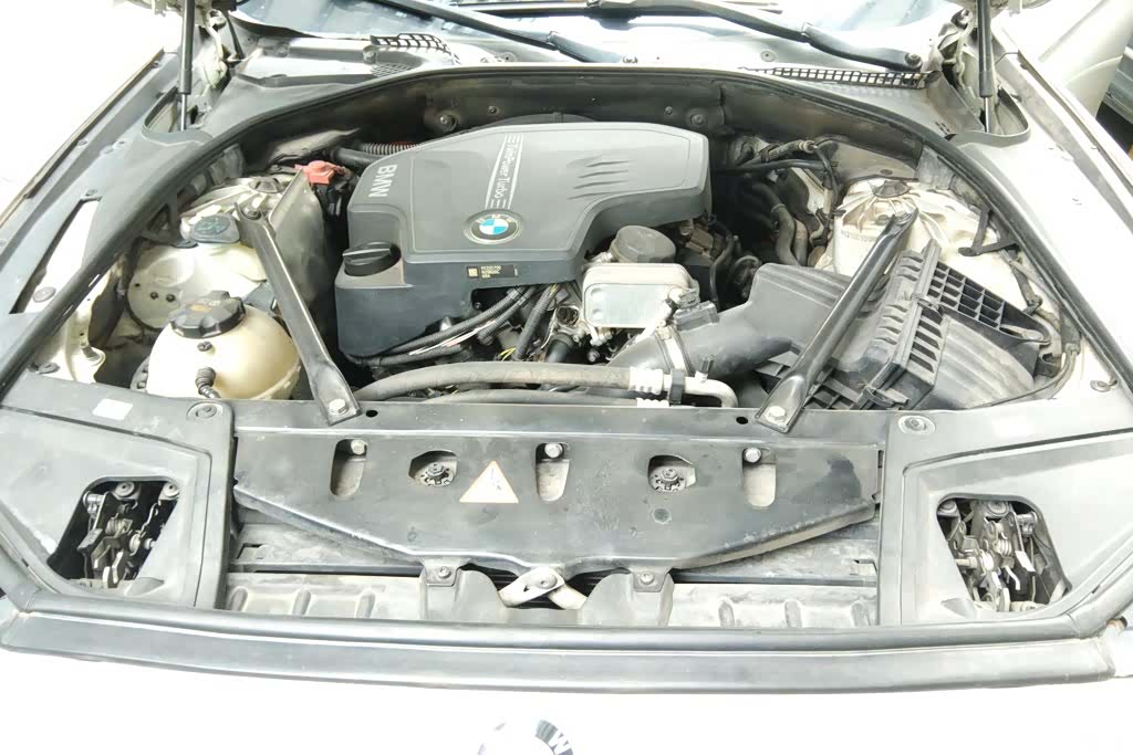 BMW 5 Series, 2016 10