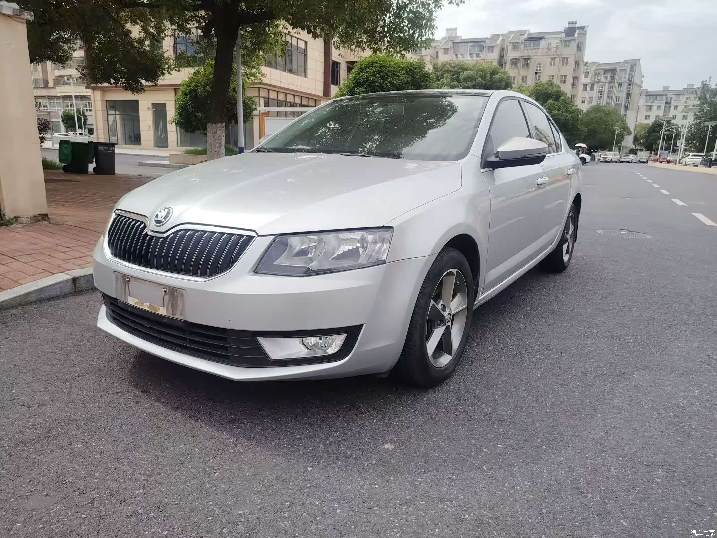 Skoda Octavia, 2015 1