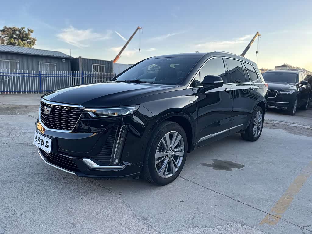 Cadillac XT6