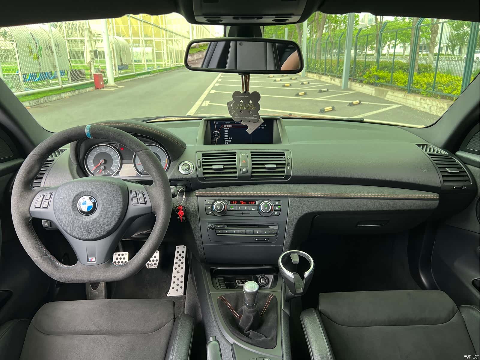 BMW 1 Series, 2012 15