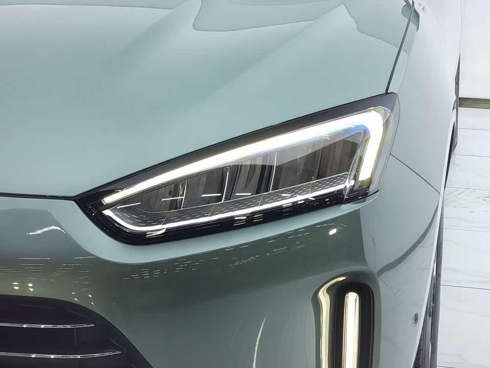 AITO Ask the world M5