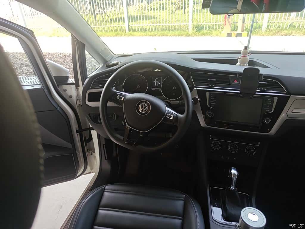 Volkswagen L, 2018 7