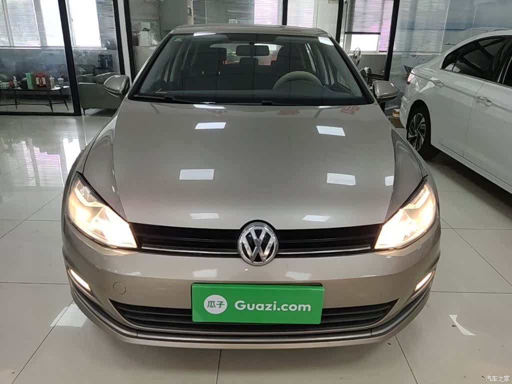 Volkswagen Golf, 2016 3