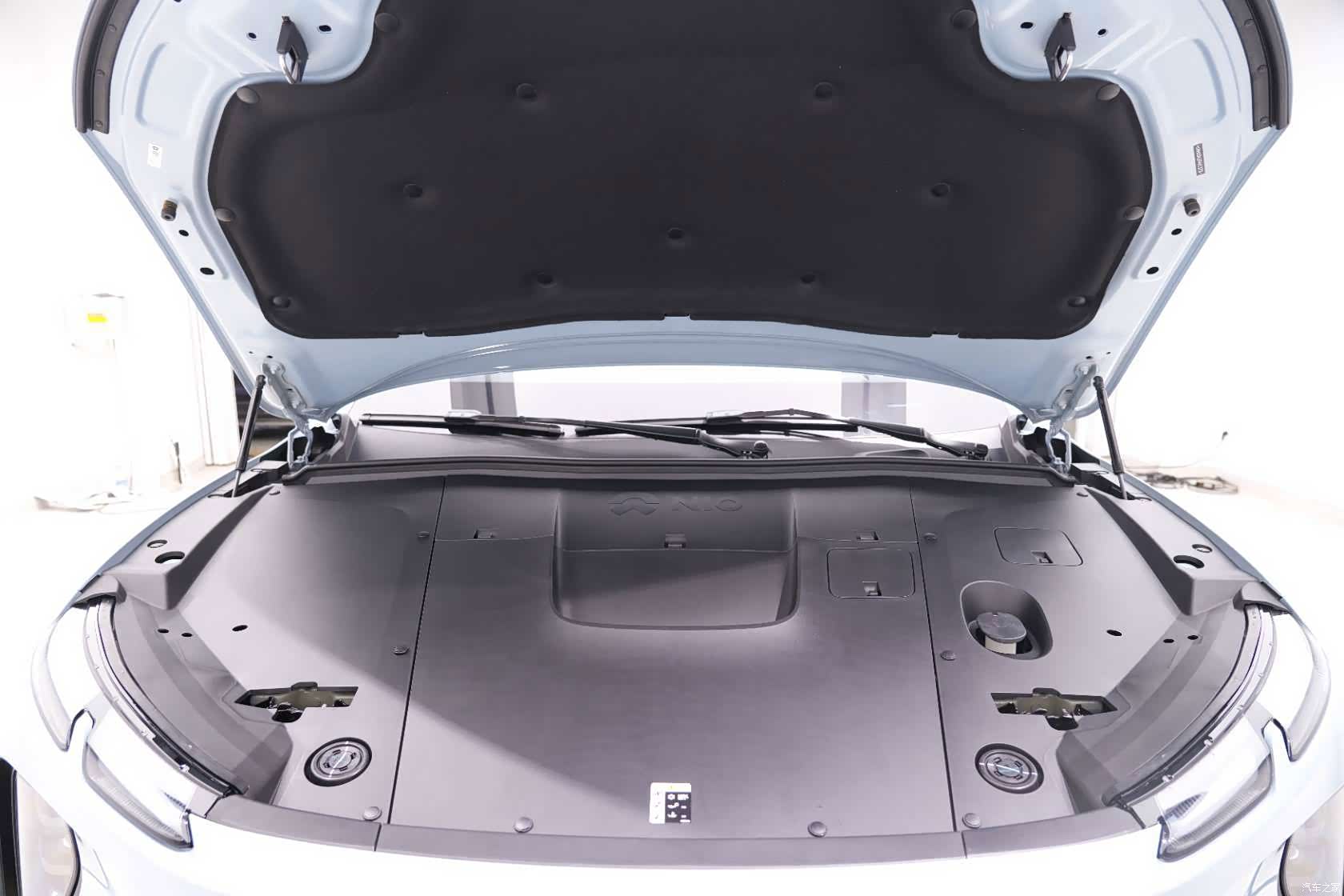 NIO EC6, 2024 14
