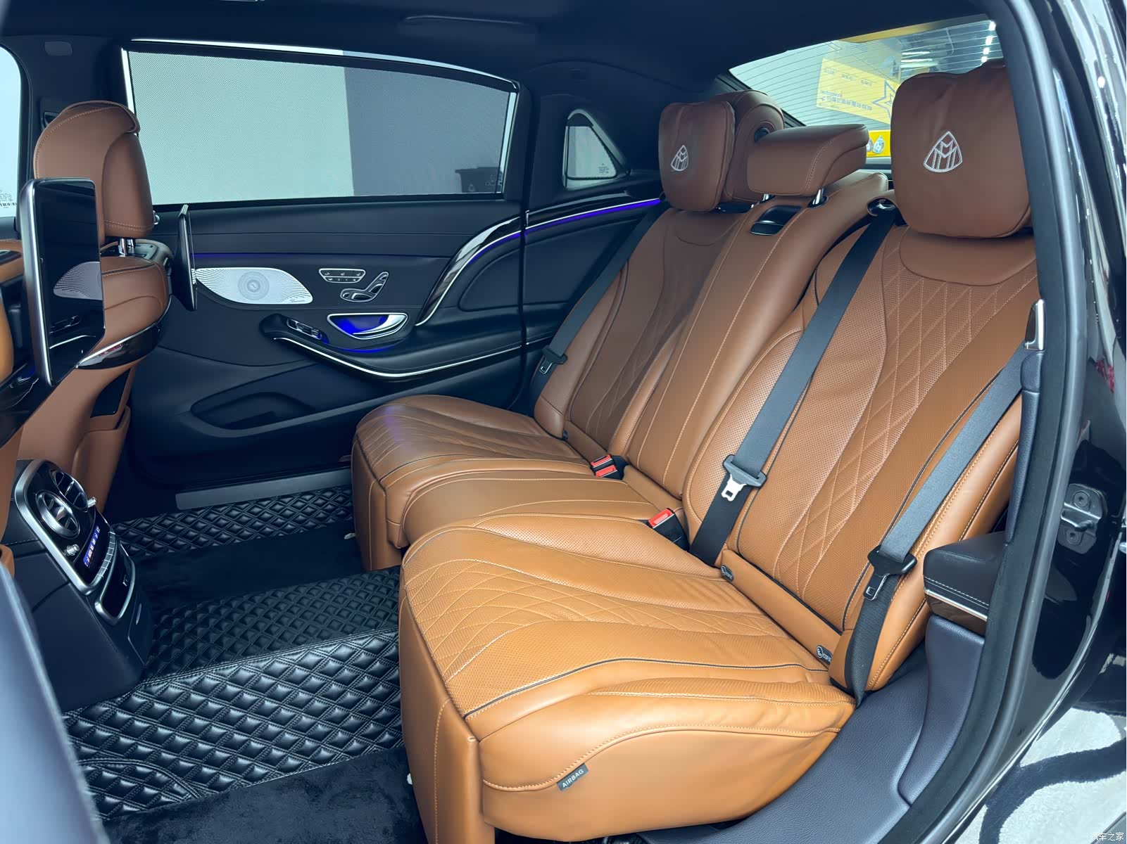 Maybach S-Class, 2021 12