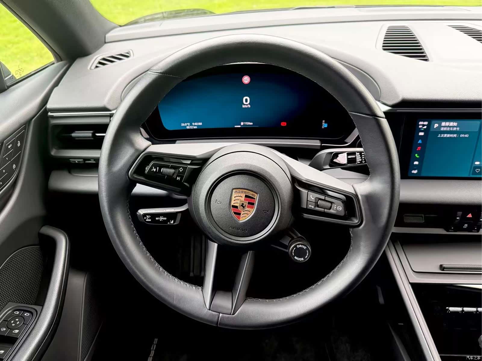 Porsche Macan, 2024 8