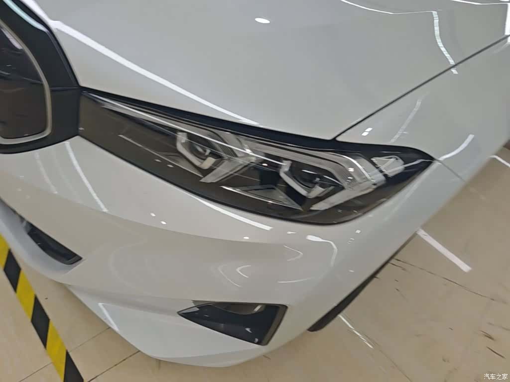 BMW i3, 2023 24