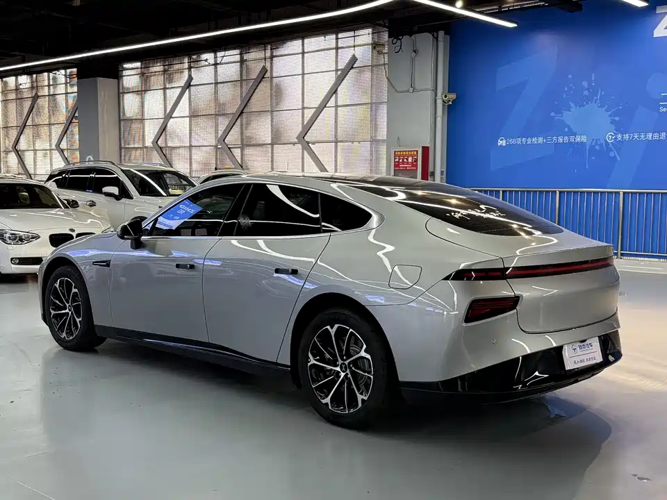 XPENG P7 XPENG P7