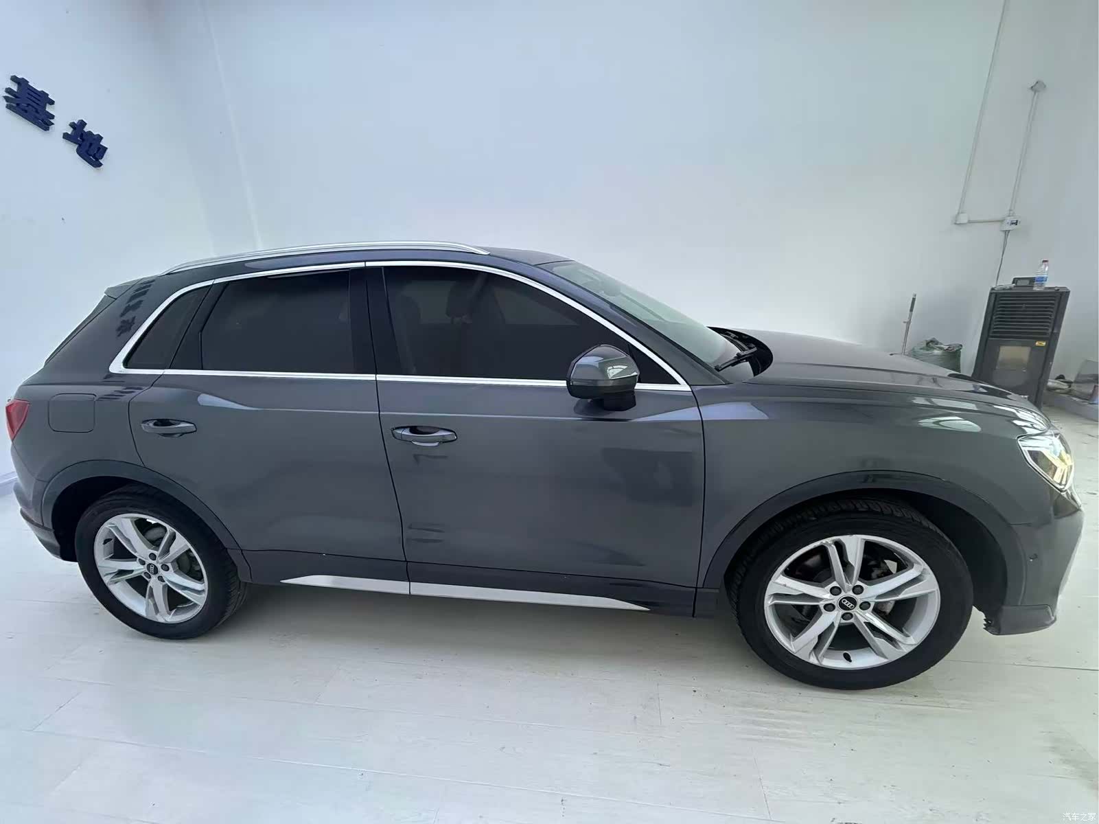 Audi Q3, 2021 4