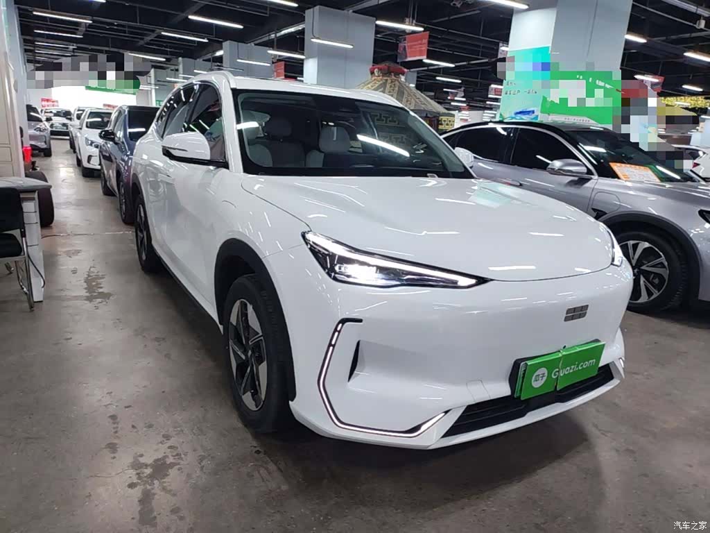 Geely Galaxy E5, 2025 4