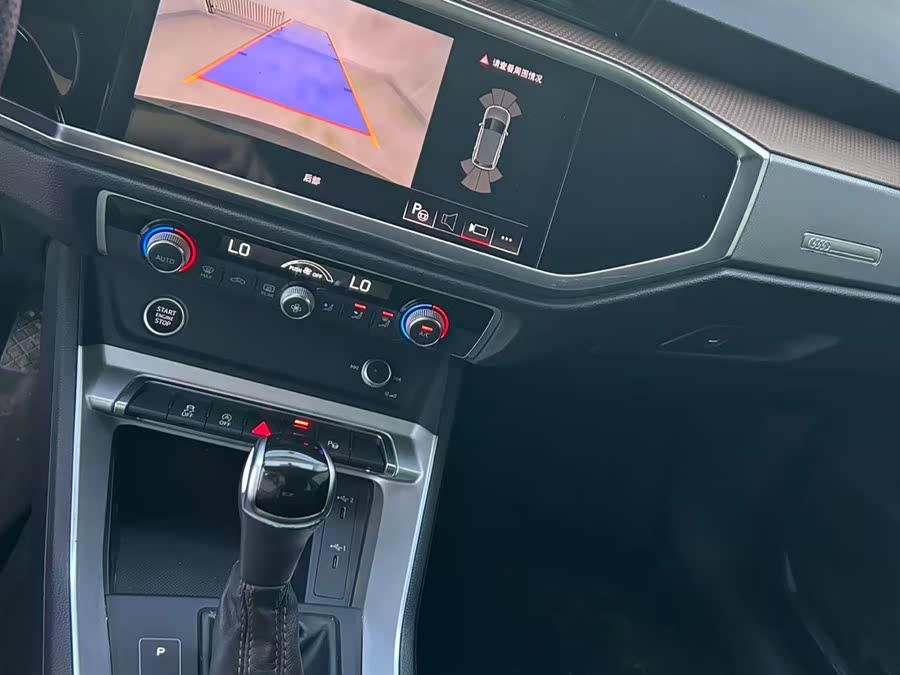 Audi Q3 2022, фото 12