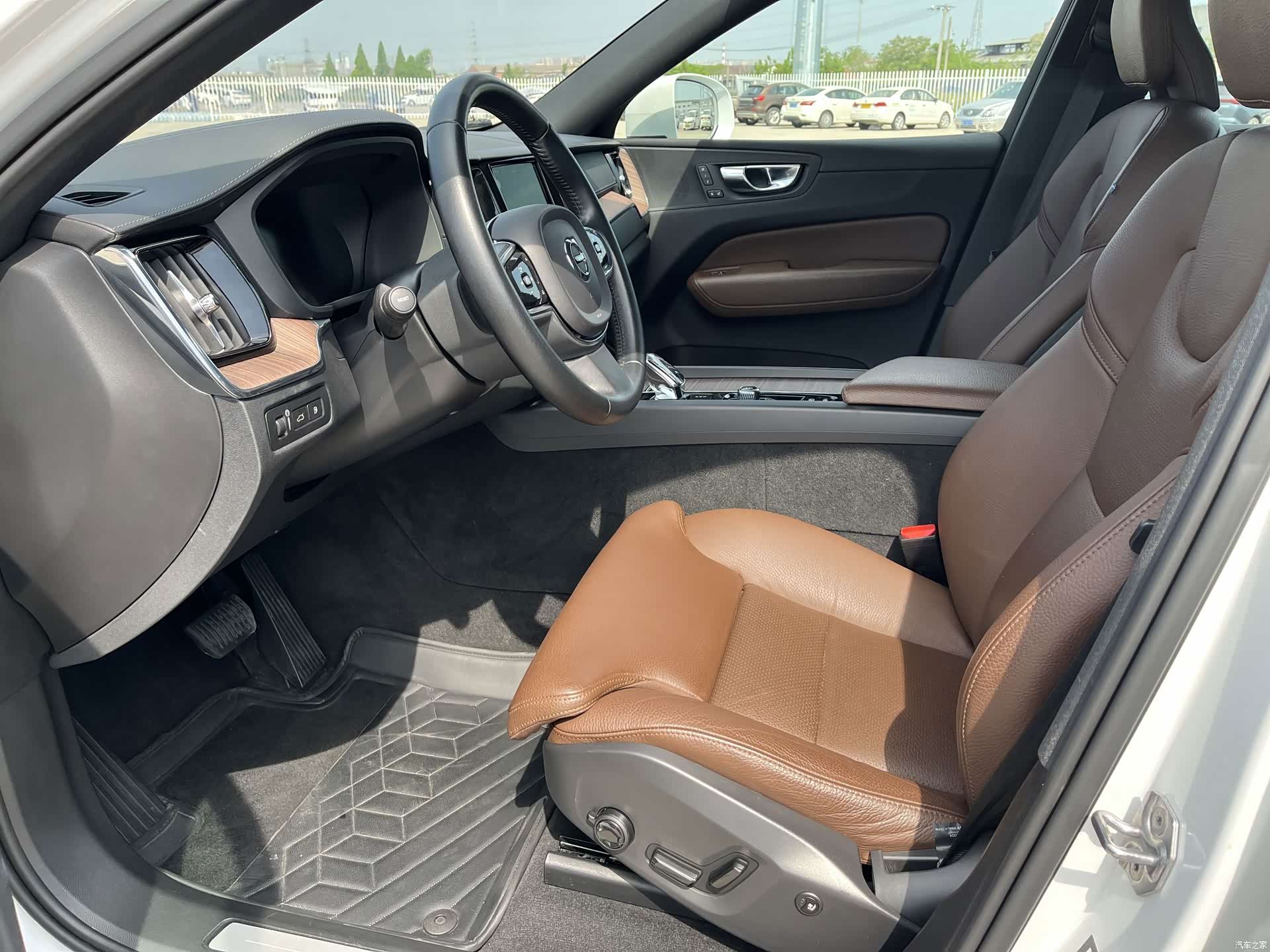 Volvo XC60, 2021 29