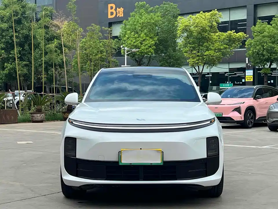 Li Auto Ideal L6
