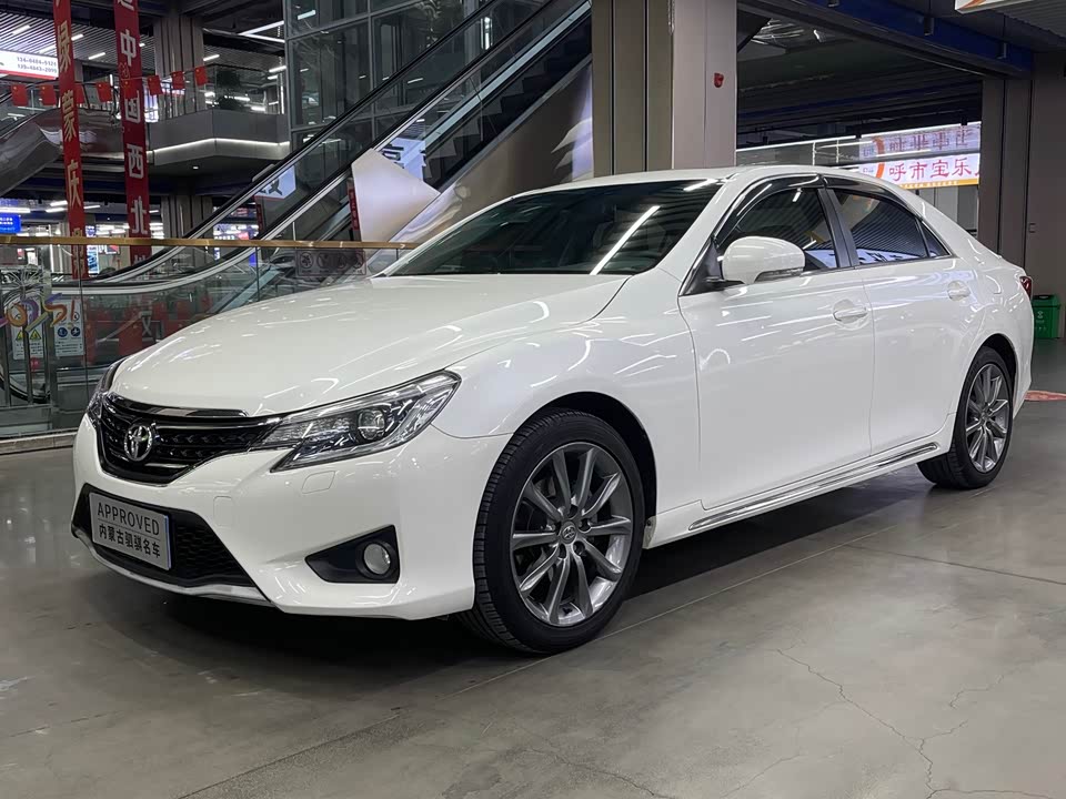 Toyota Reiz