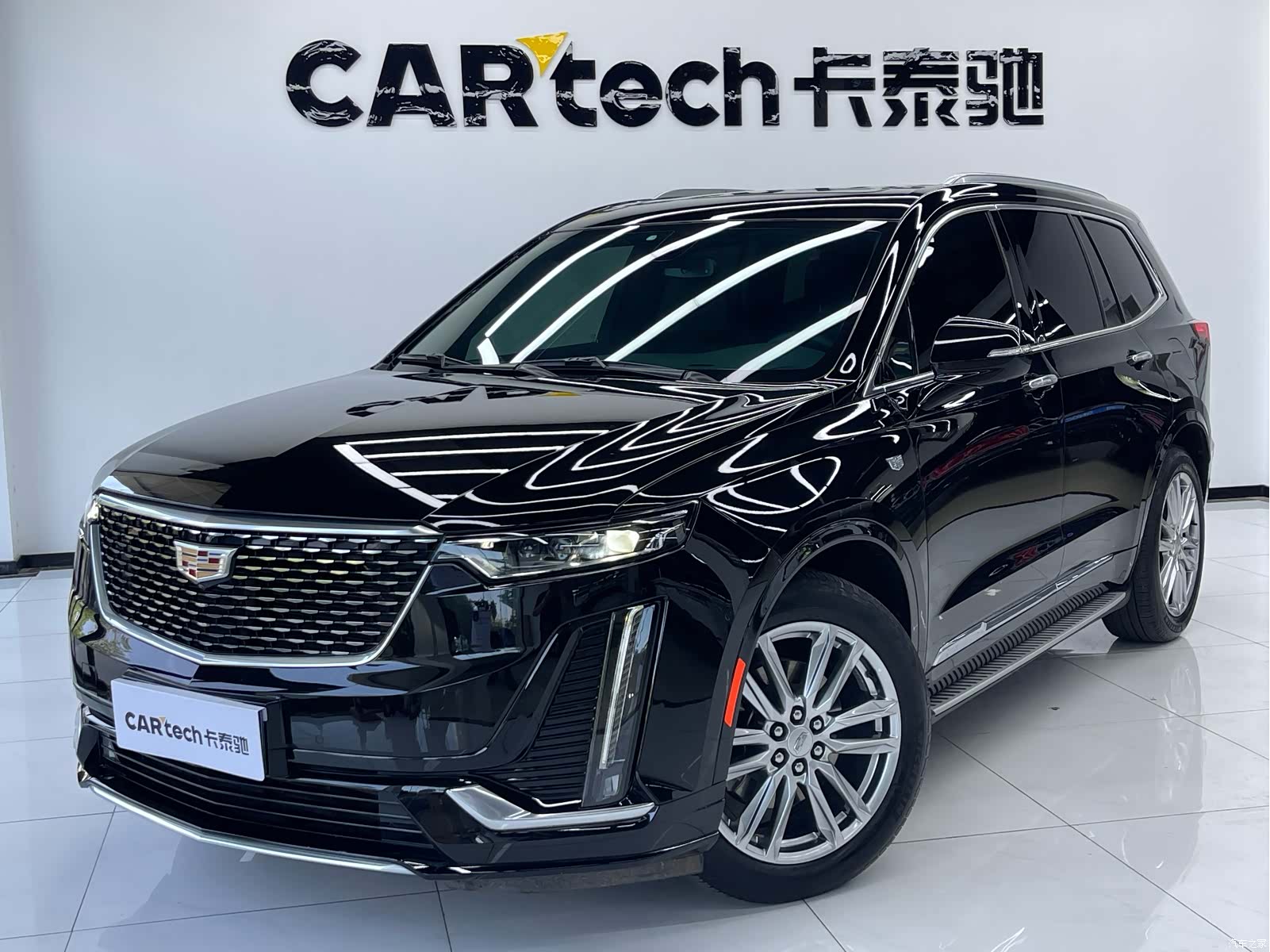 Cadillac XT6