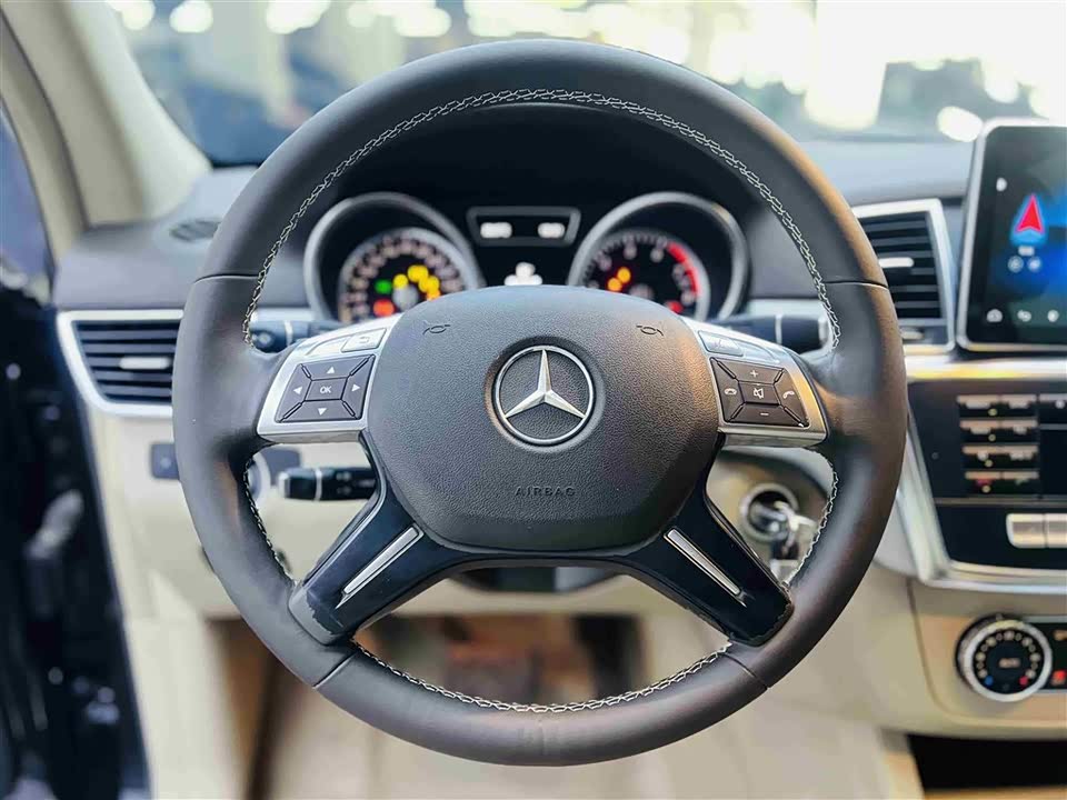 Mercedes-Benz M class