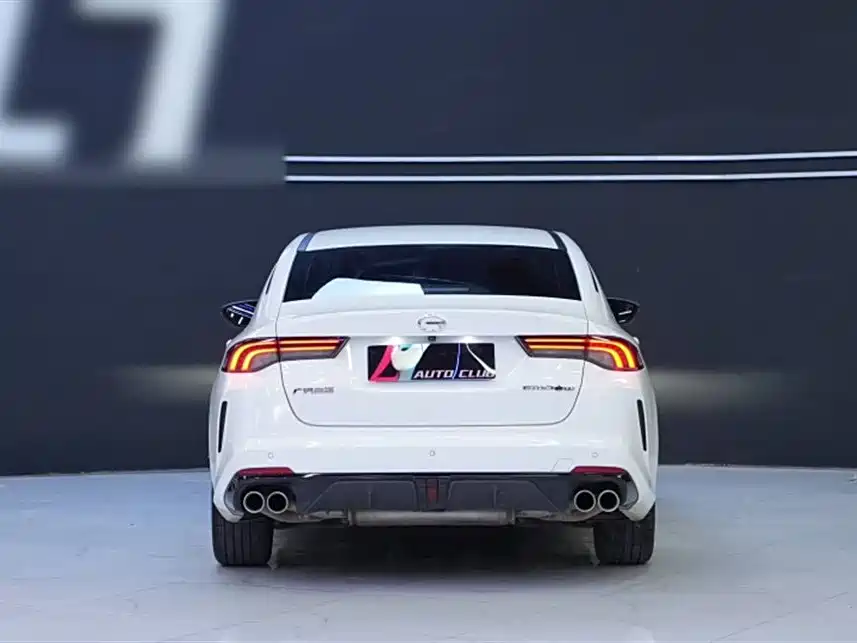 Trumpchi Shadow Leopard