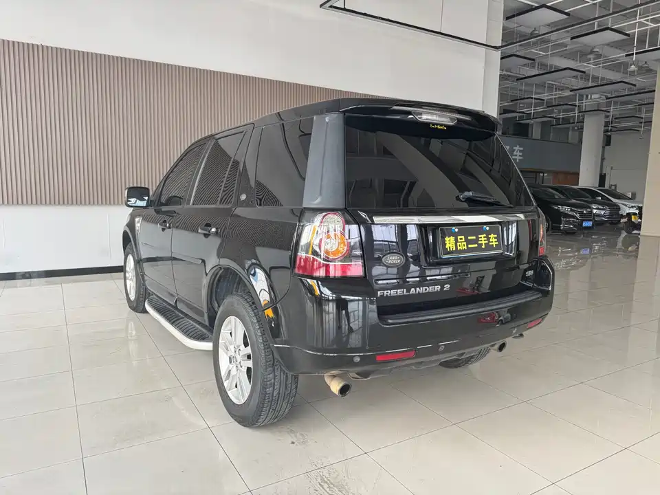 Land Rover Freelander 2