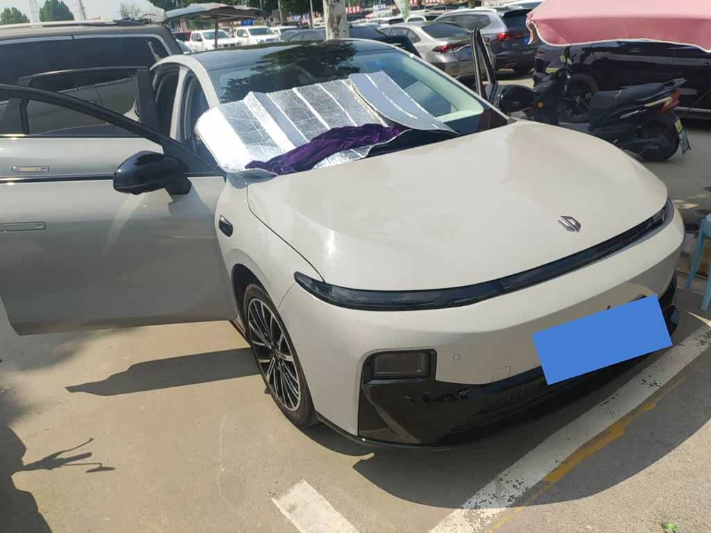 Leapmotor B01