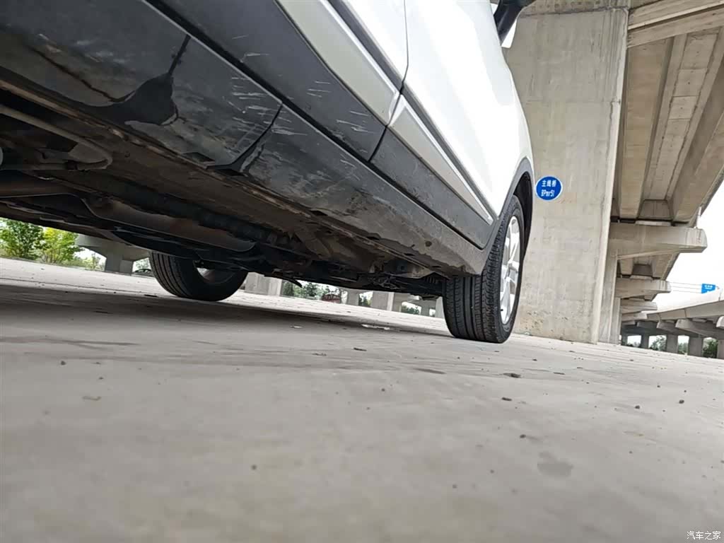 Changan CS15, 2018 21