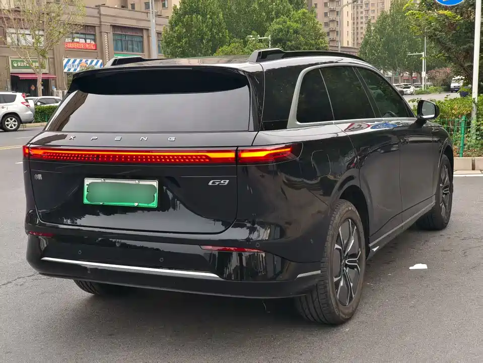XPENG G9