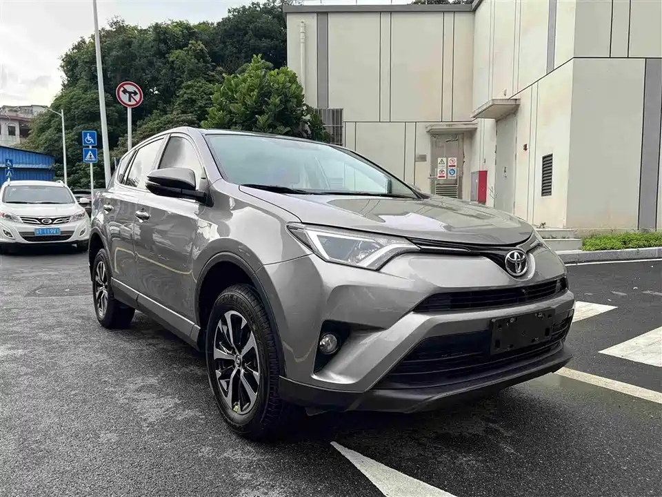 Toyota RAV4 Rongfang