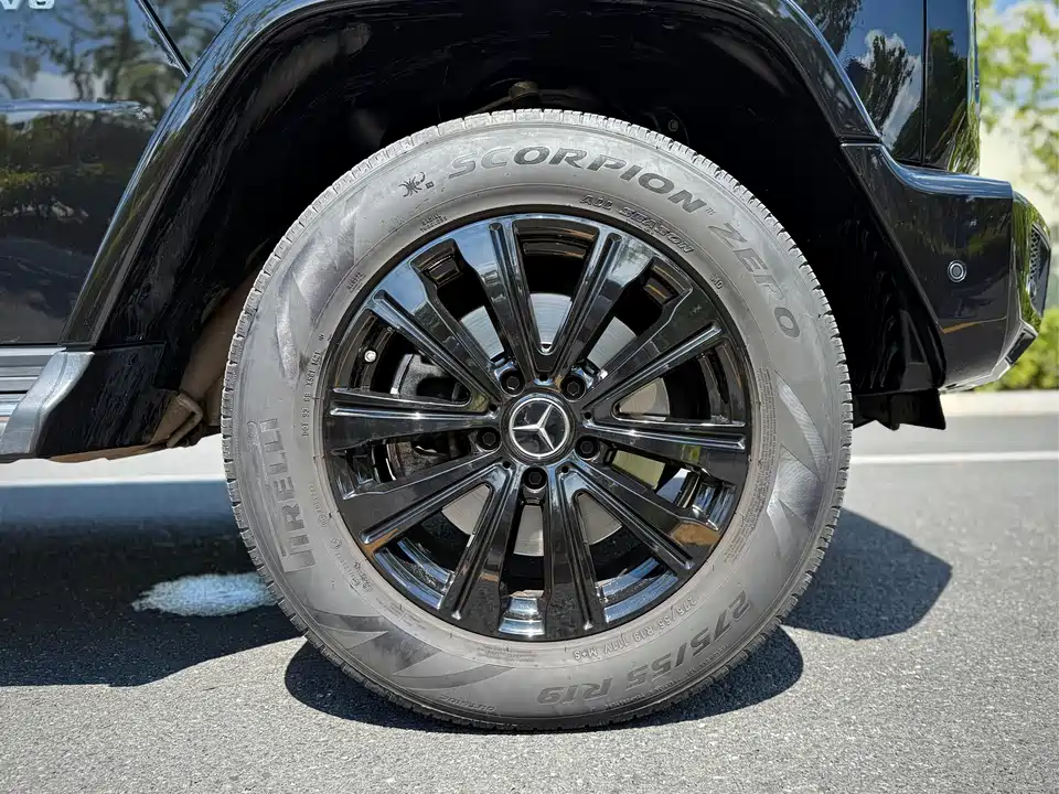 Mercedes-Benz G-class