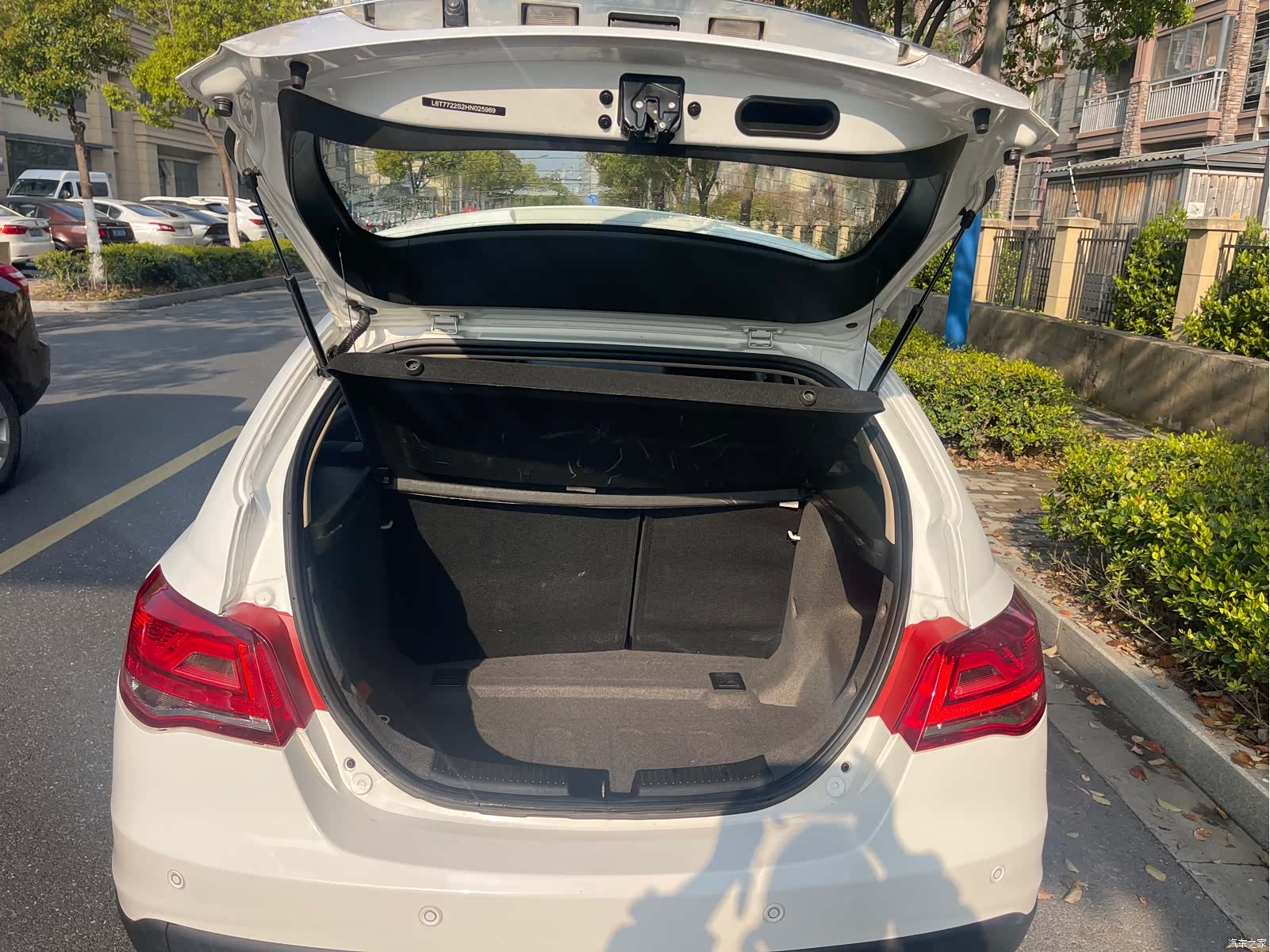Geely Emgrand, 2017 11