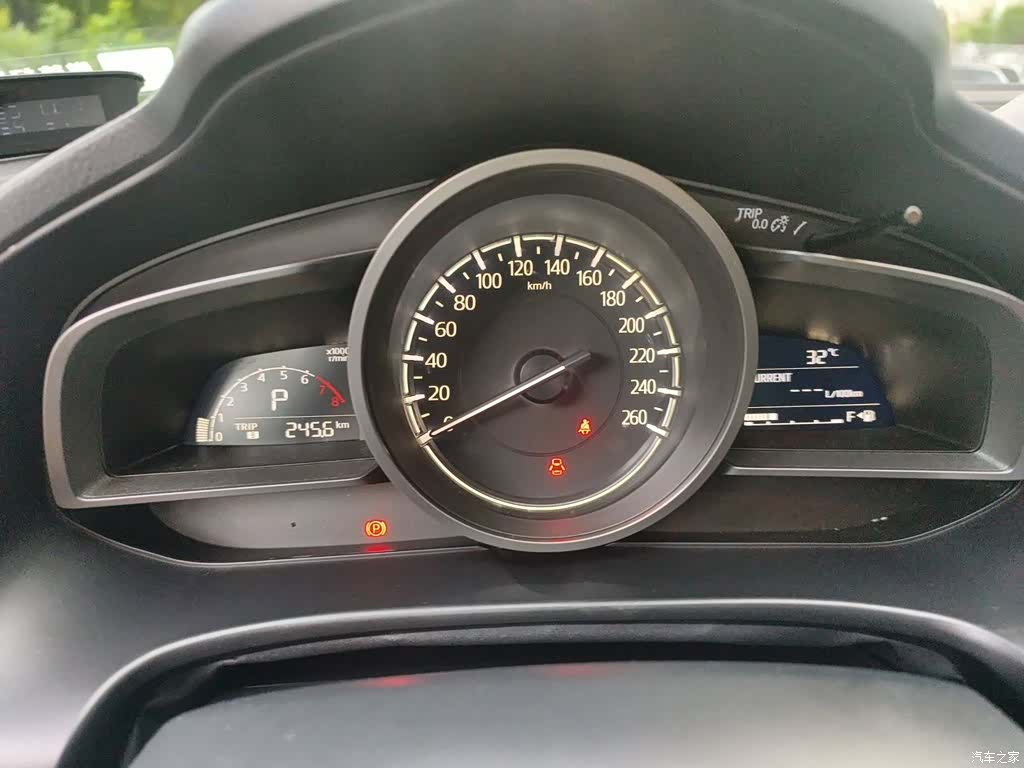 Mazda Mazda3, 2018 12