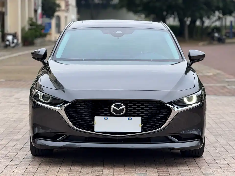 Mazda 3 Angkesaila