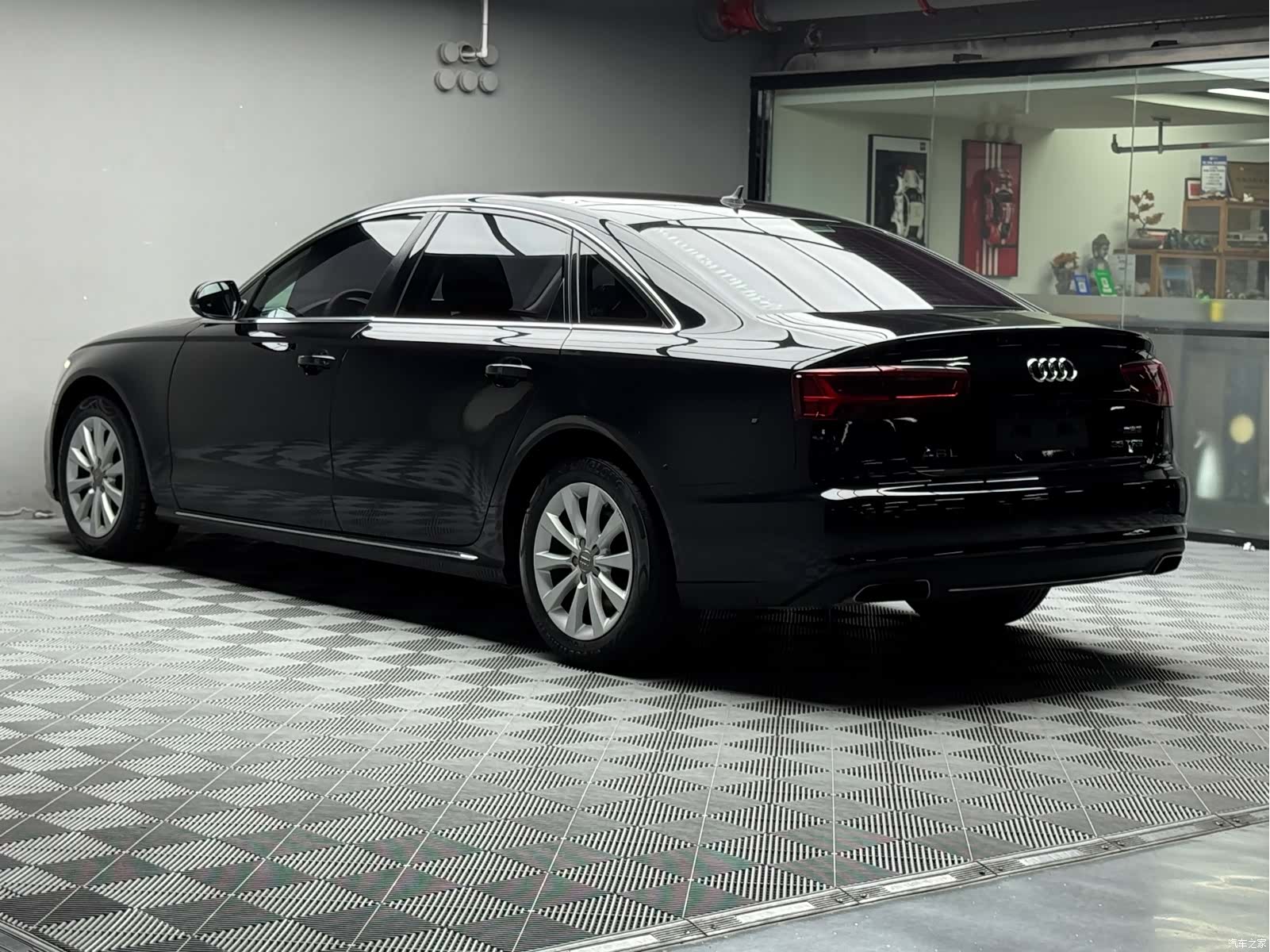 Audi A6L, 2016 9