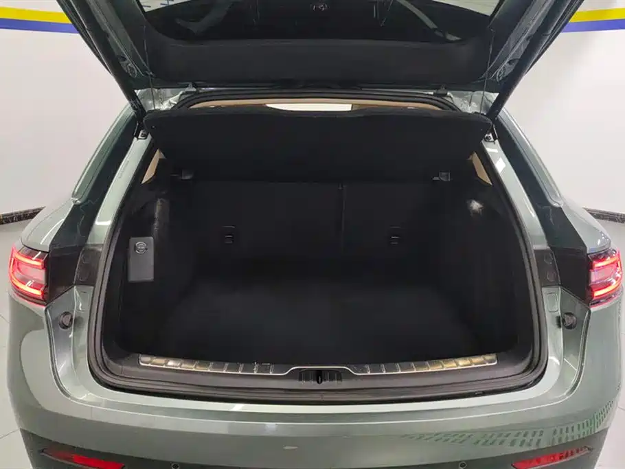 AITO Ask the world M5