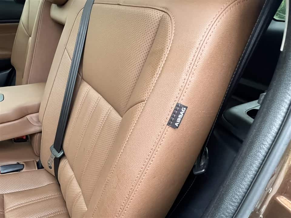Changan CS95