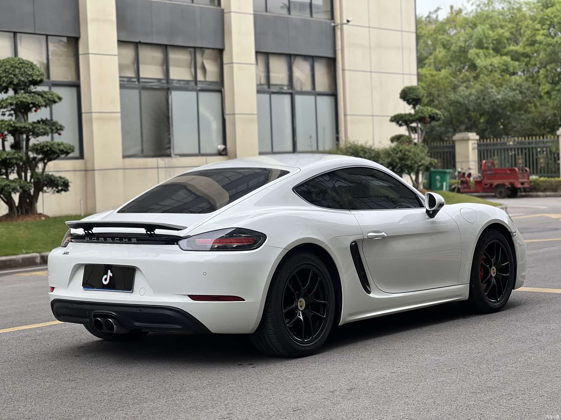 Porsche Cayman, 2017 14
