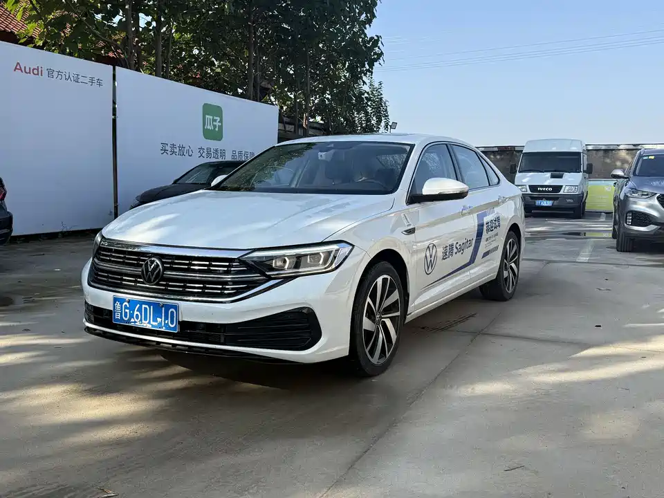 Volkswagen Sagitar