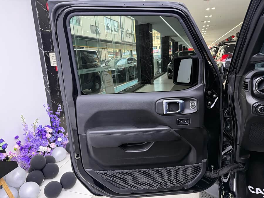 Jeep Wrangler 2022, фото 9