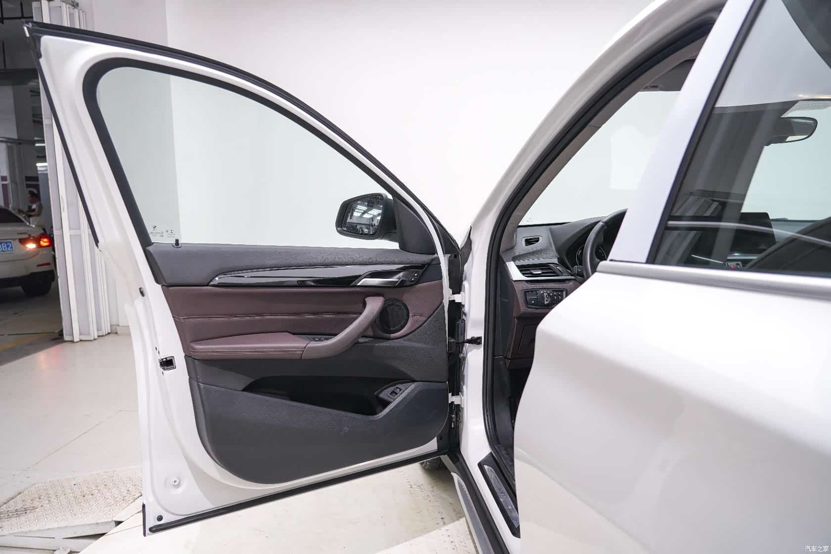 BMW X1, 2020 11