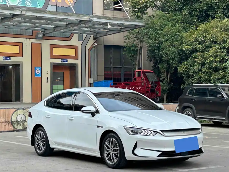 BYD Qin Yuan BYD Qin Yuan
