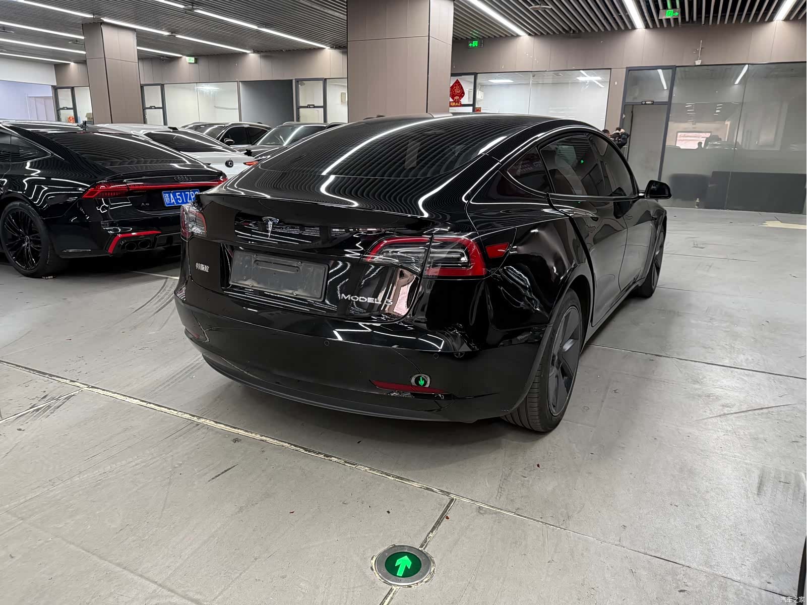Tesla Model 3, 2023 14