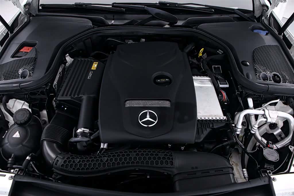 Mercedes-Benz E-Class, 2018 17